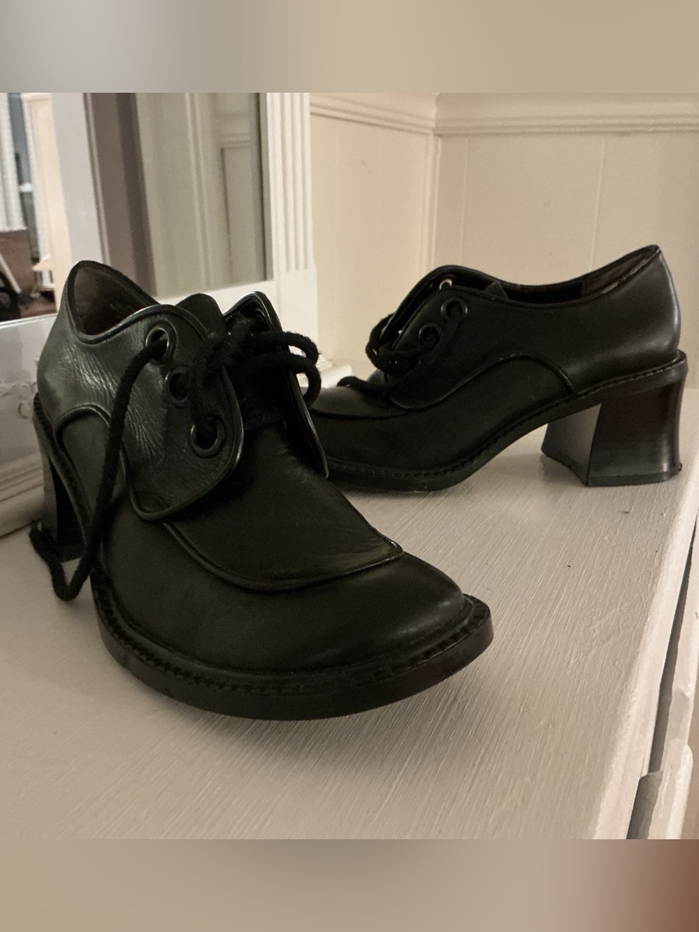 EUC Vintage Esprit Chunky Black Lace Up 3” Block Heel